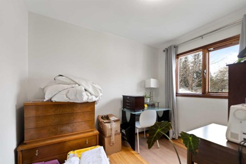 2915 13 Avenue Nw, Calgary, AB - Indoor