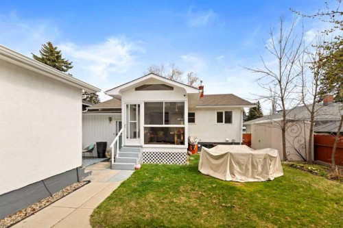 2915 13 Avenue Nw, Calgary, AB - Outdoor