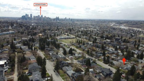2915 13 Avenue Nw, Calgary, AB - Outdoor With View