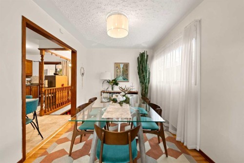 2915 13 Avenue Nw, Calgary, AB - Indoor Photo Showing Dining Room