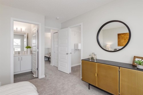 44 Tillotson Loop, Okotoks, AB - Indoor Photo Showing Bedroom