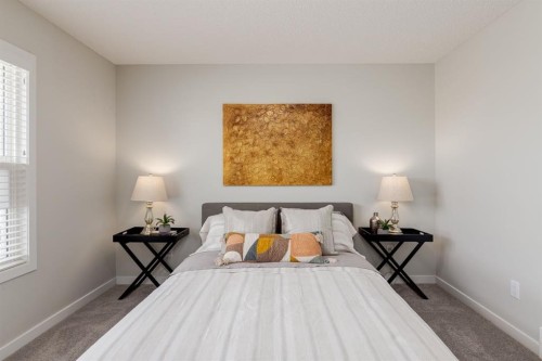 44 Tillotson Loop, Okotoks, AB - Indoor Photo Showing Bedroom