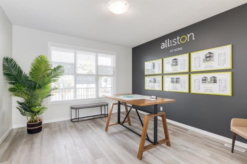 44 Tillotson Loop, Okotoks, AB - Indoor Photo Showing Office