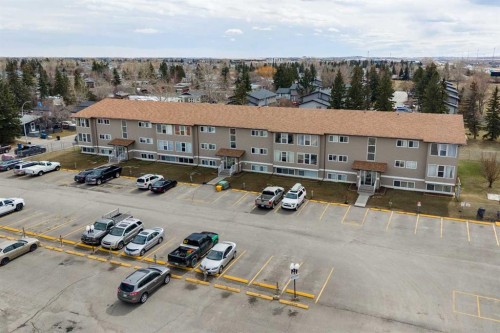 215-101 Big Hill Way Se, Airdrie, AB - Outdoor With View