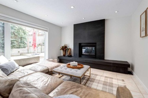 117 Straddock Terrace Sw, Calgary, AB 