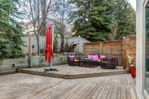 117 Straddock Terrace Sw, Calgary, AB 