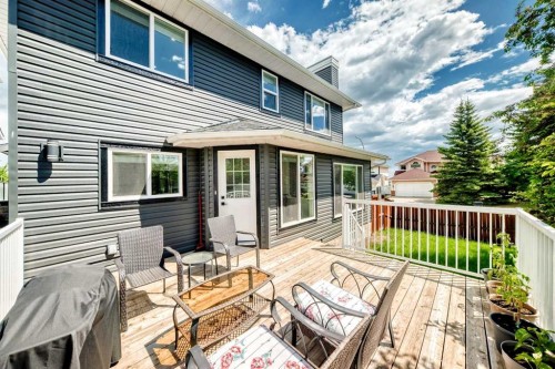 112 Christie Park Manor Sw, Calgary, AB 