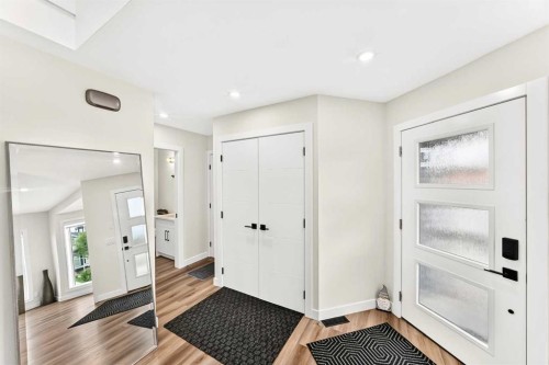 112 Christie Park Manor Sw, Calgary, AB 