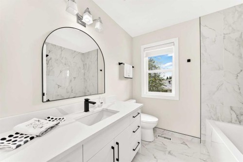 112 Christie Park Manor Sw, Calgary, AB 