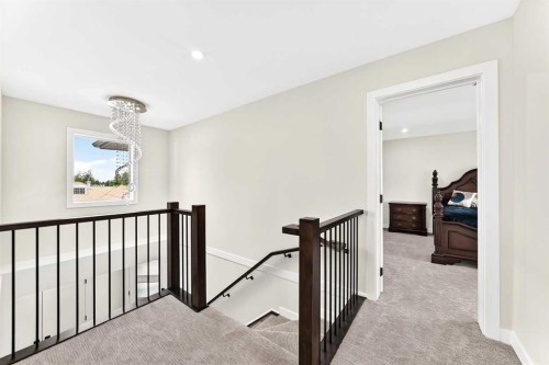 112 Christie Park Manor Sw, Calgary, AB 