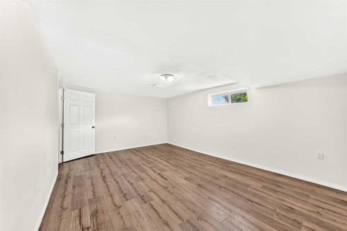 112 Christie Park Manor Sw, Calgary, AB 