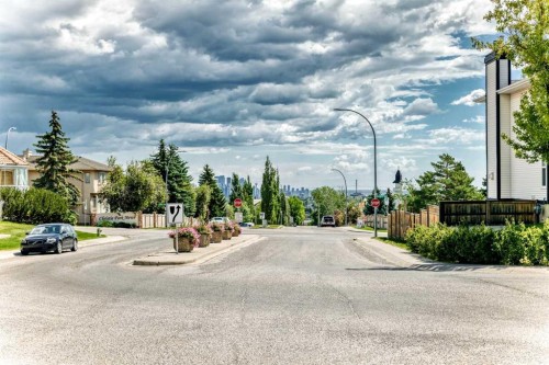 112 Christie Park Manor Sw, Calgary, AB 