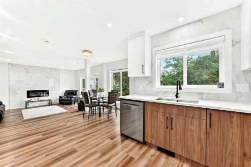 112 Christie Park Manor Sw, Calgary, AB 
