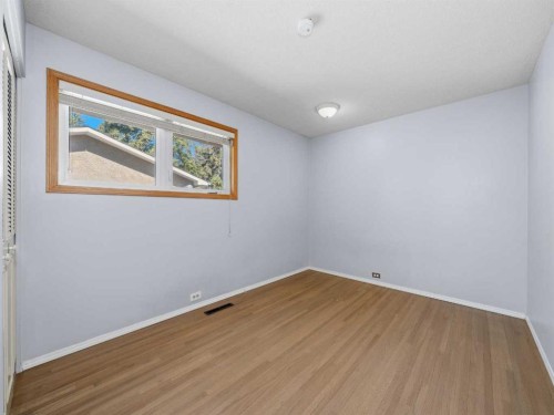 5123 Bulyea Road Nw, Calgary, AB - Indoor Photo Showing Other Room