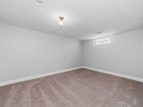 5123 Bulyea Road Nw, Calgary, AB - Indoor Photo Showing Other Room