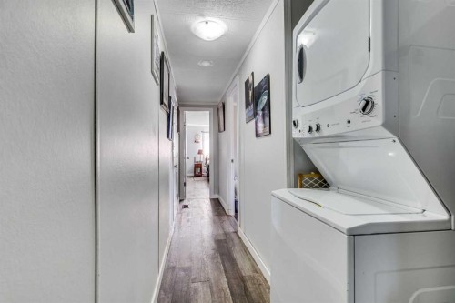 424 Kanell Drive, High River, AB 