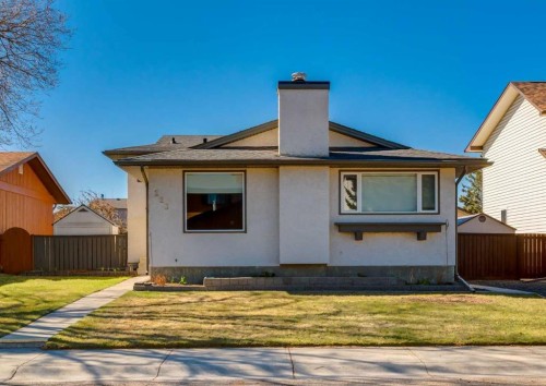 223 Cedarwood Road Sw, Calgary, AB - Outdoor