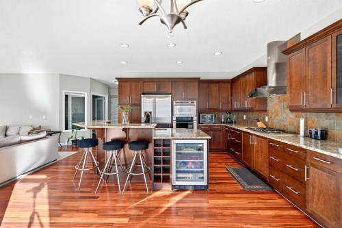 21 Panamount Street Nw, Calgary, AB - Indoor Photo Showing Kitchen