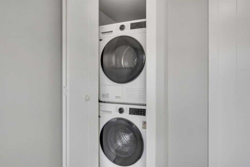 853 Northmount Drive Nw, Calgary, AB - Indoor Photo Showing Laundry Room
