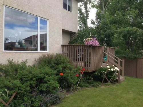 6 Somerset Close Sw, Calgary, AB - Outdoor