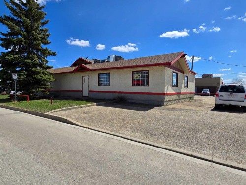 6712 50 Avenue, Red Deer, AB 