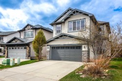 149 Royal Birch Crescent NW Calgary, AB T3G 5P2