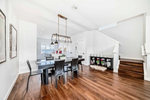 29 Midgrove Lane Sw, Airdrie, AB - Indoor Photo Showing Dining Room