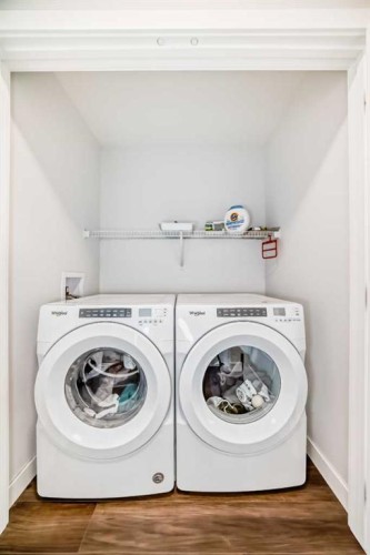 29 Midgrove Lane Sw, Airdrie, AB - Indoor Photo Showing Laundry Room