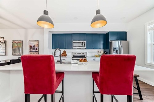29 Midgrove Lane Sw, Airdrie, AB - Indoor Photo Showing Kitchen
