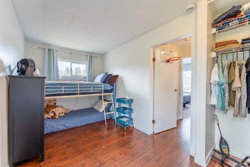 370 16 Avenue, Diamond Valley, AB - Indoor