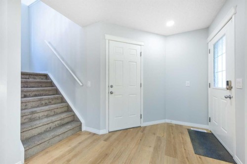 8454 Saddleridge Drive Ne, Calgary, AB - Indoor Photo Showing Other Room
