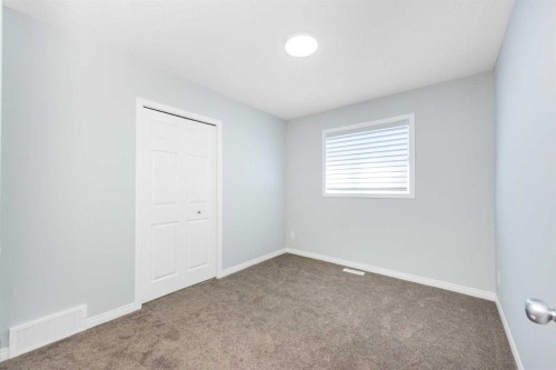 8454 Saddleridge Drive Ne, Calgary, AB - Indoor Photo Showing Other Room