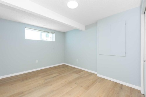 8454 Saddleridge Drive Ne, Calgary, AB - Indoor Photo Showing Other Room