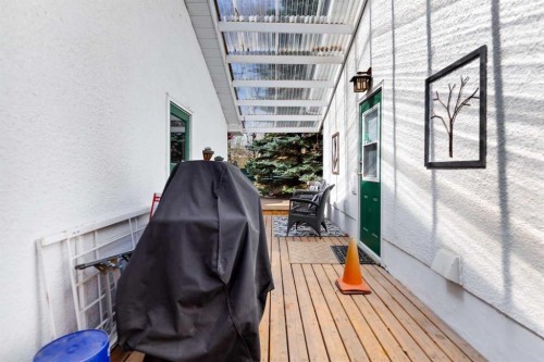55 Kelvin Place Sw, Calgary, AB - Outdoor With Exterior