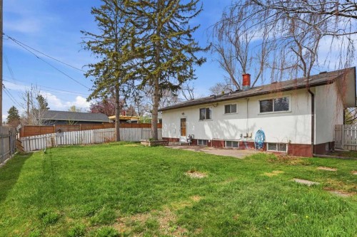 140 Fyffe Road Se, Calgary, AB - Outdoor