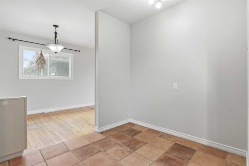 140 Fyffe Road Se, Calgary, AB - Indoor Photo Showing Other Room