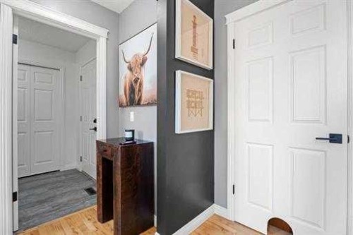 529 Railway Avenue, Langdon, AB - Indoor Photo Showing Other Room