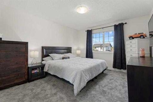529 Railway Avenue, Langdon, AB - Indoor Photo Showing Bedroom