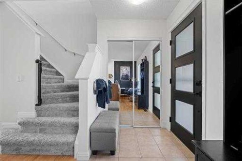 529 Railway Avenue, Langdon, AB - Indoor