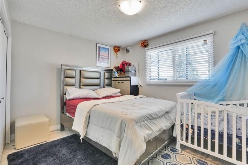 43 Maranda Close Ne, Calgary, AB - Indoor Photo Showing Bedroom