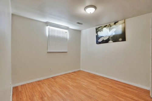43 Maranda Close Ne, Calgary, AB - Indoor Photo Showing Other Room
