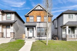 176 Skyview Point Green NE Calgary, AB T3N 0G8