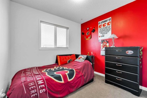 176 Skyview Point Green Ne, Calgary, AB - Indoor Photo Showing Bedroom