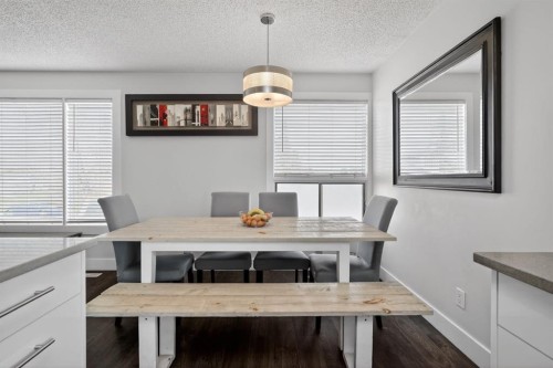 1 Templemont Road Ne, Calgary, AB - Indoor Photo Showing Dining Room