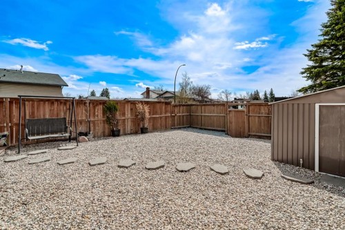 1 Templemont Road Ne, Calgary, AB - Outdoor