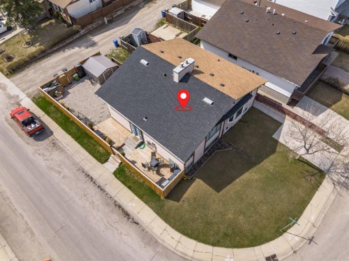 1 Templemont Road Ne, Calgary, AB - Outdoor