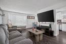 1 Templemont Road Ne, Calgary, AB  - Indoor Photo Showing Living Room 