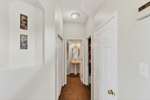 112 Chaparral Circle Se, Calgary, AB - Indoor Photo Showing Other Room