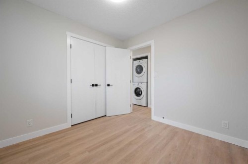 5023 Marlborough Drive Ne, Calgary, AB - Indoor Photo Showing Other Room