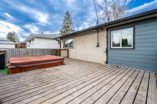 5023 Marlborough Drive Ne, Calgary, AB - Outdoor With Deck Patio Veranda With Exterior